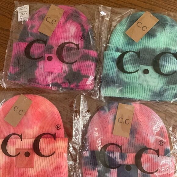 CC Beanie “Splash” - Picture 2 of 2